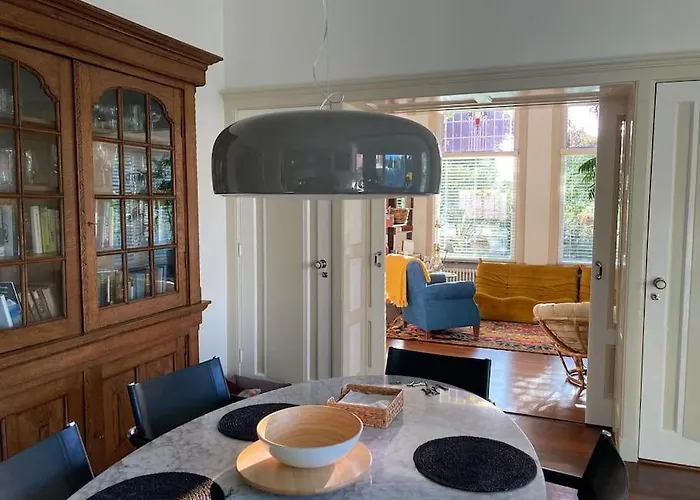 Bollenstreek Вилла